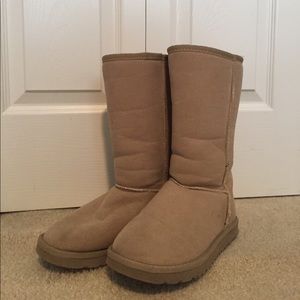 Women’s Classic Tall Uggs